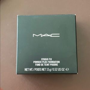 BRAND NEW IN BOX MAC Studio Fix Powder Foundation